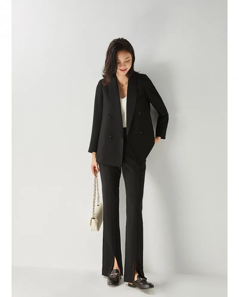 23 Autunno New Slim Fit Nero Casual Pantaloni larghi Fessura anteriore Micro-flare Pantaloni dimagranti a vita alta per le donne