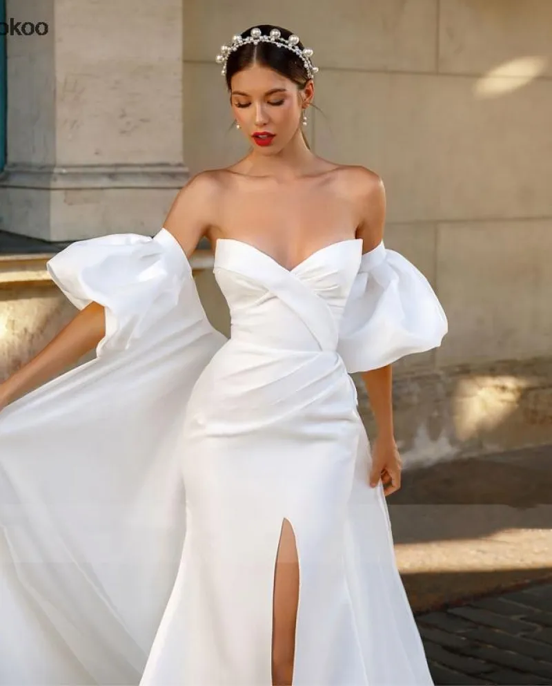 Abito da sposa a sirena con gonna a sirena semplice in raso con maniche gonfie