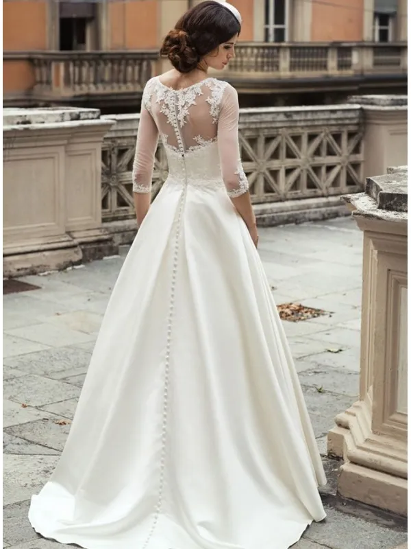 Abito da Sposa Economico con gonna ampia in Raso morbido e corpetto in Pizzo con maniche