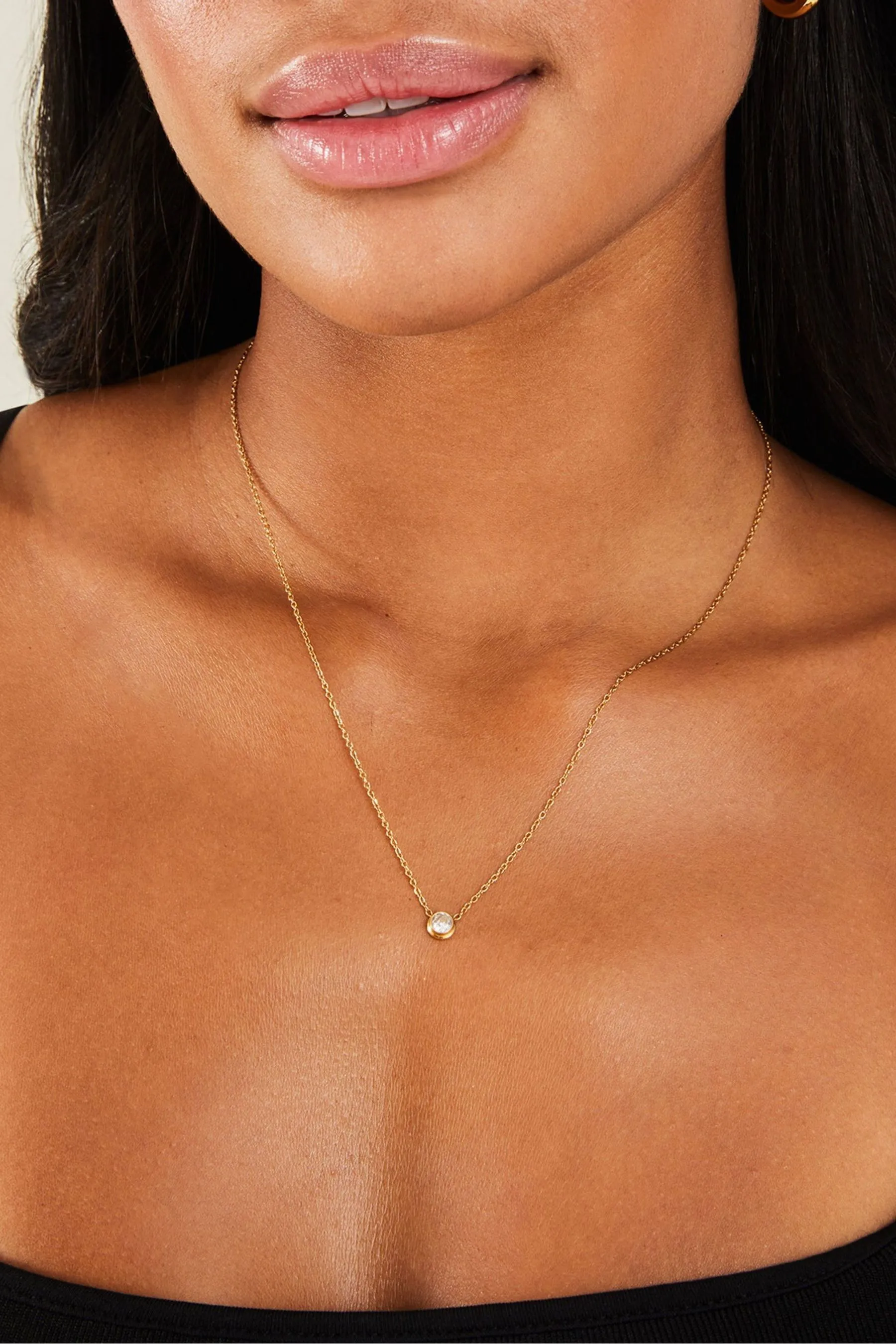 Accessorize - Collana in acciaio inossidabile con ciondolo luccicante