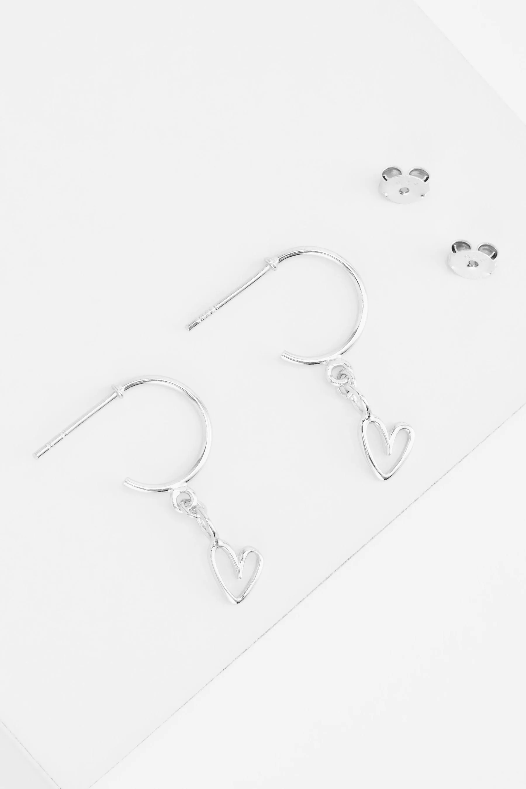 Argento sterling  - Orecchini a cerchio pendenti con cuore