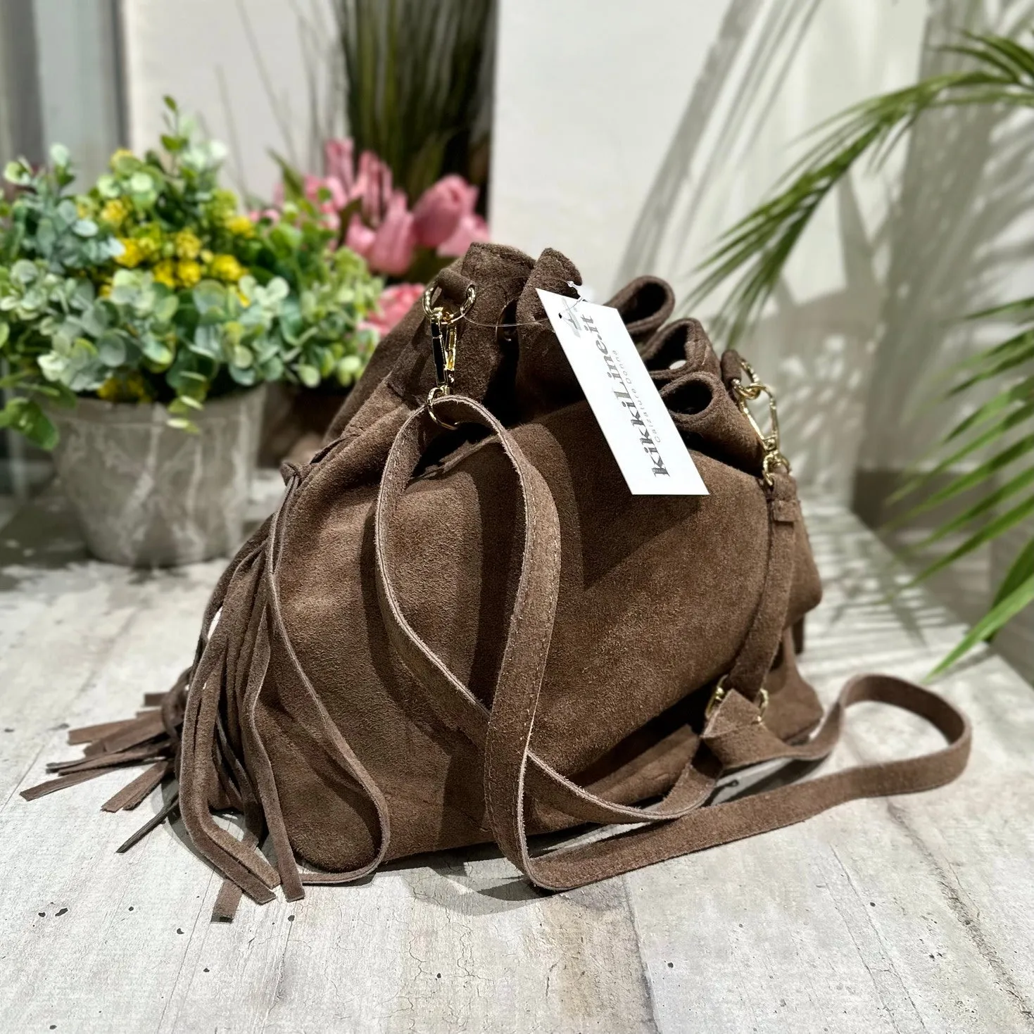 Borsa a Secchiello con Frange Taupe in Pelle Scamosciata KIKKIBAGS EVA