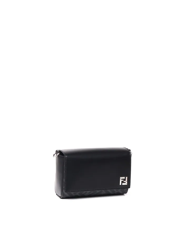BORSA MESSENGER IN PELLE