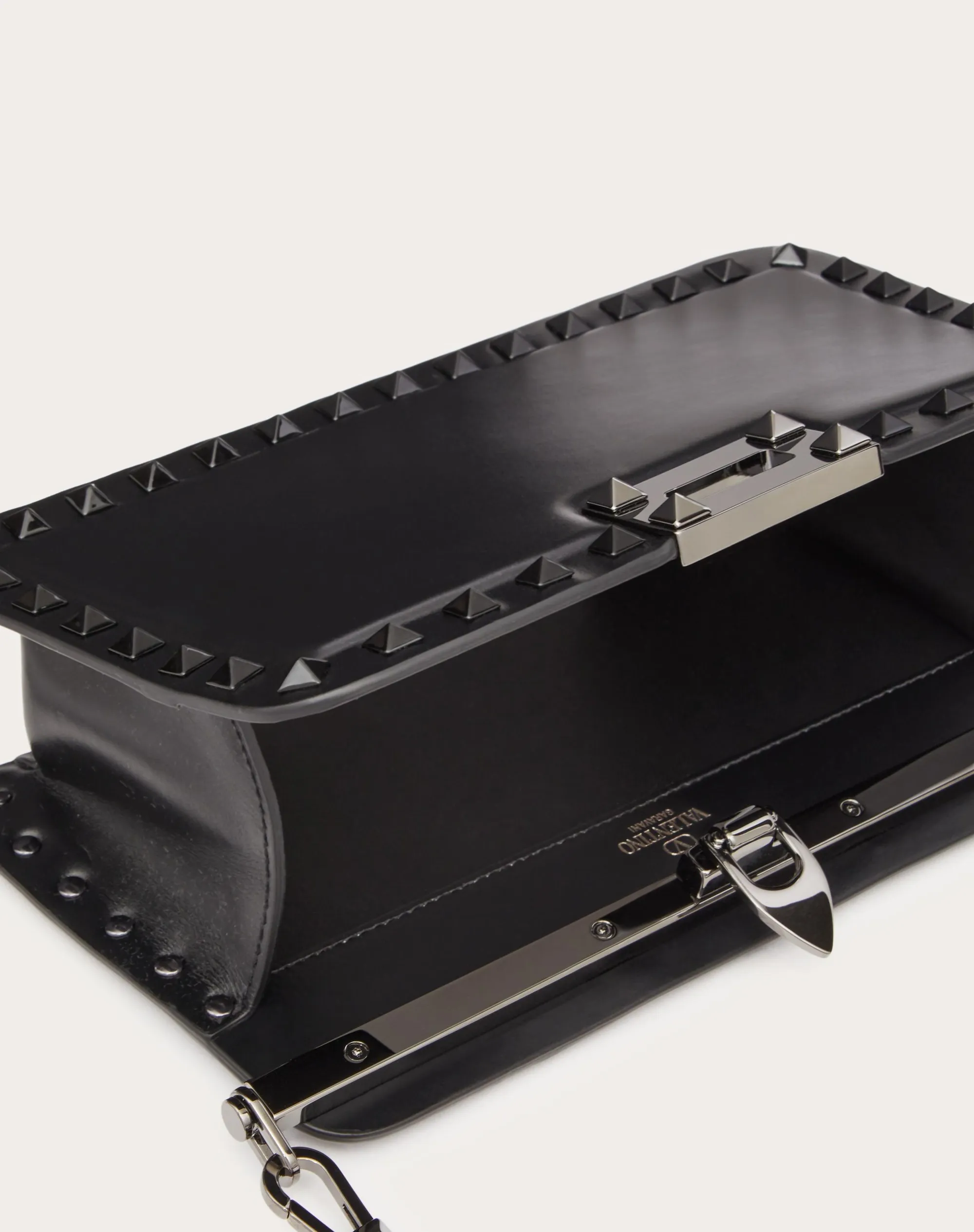 CLUTCH ROCKSTUD IN VITELLO