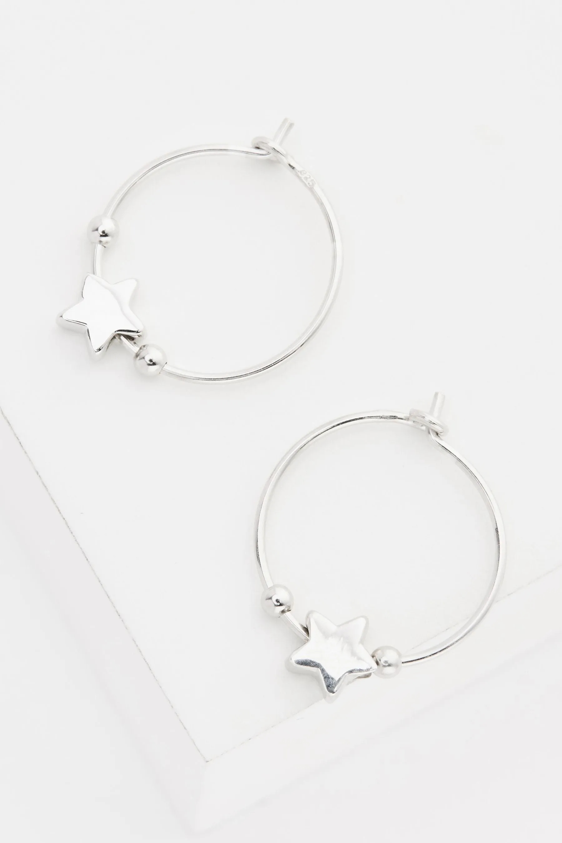 Colore argento  - Orecchini a cerchio in Argento sterling a stella
