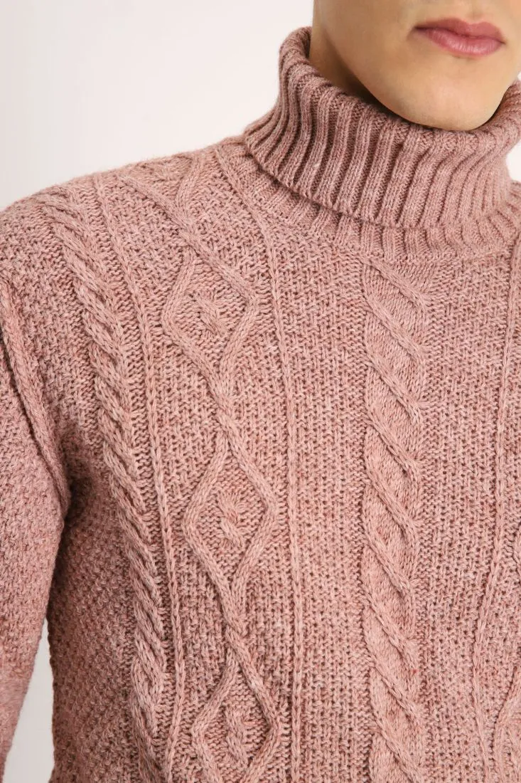 Dolcevita oversize monocolour con lavorazione intrecciata