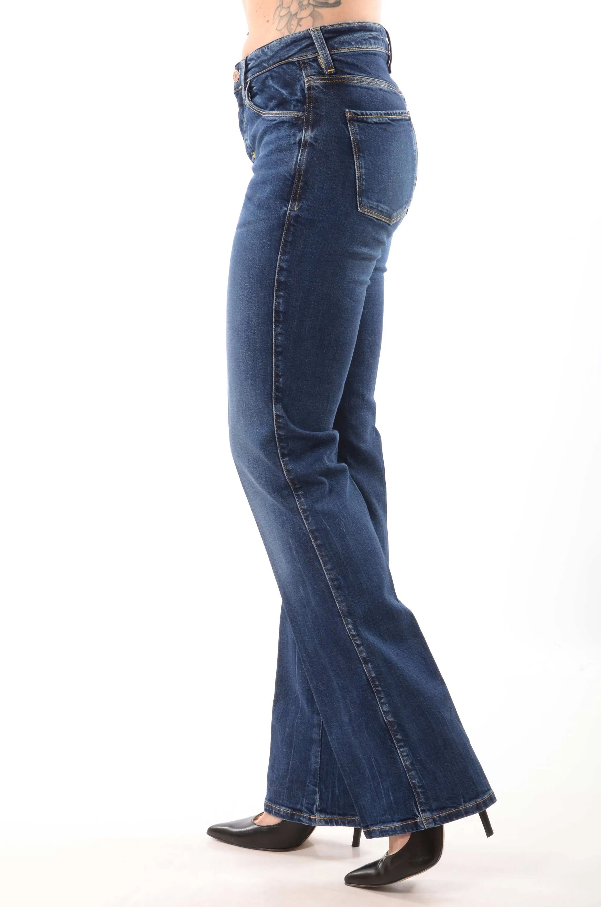 Jeans fit and flare guess