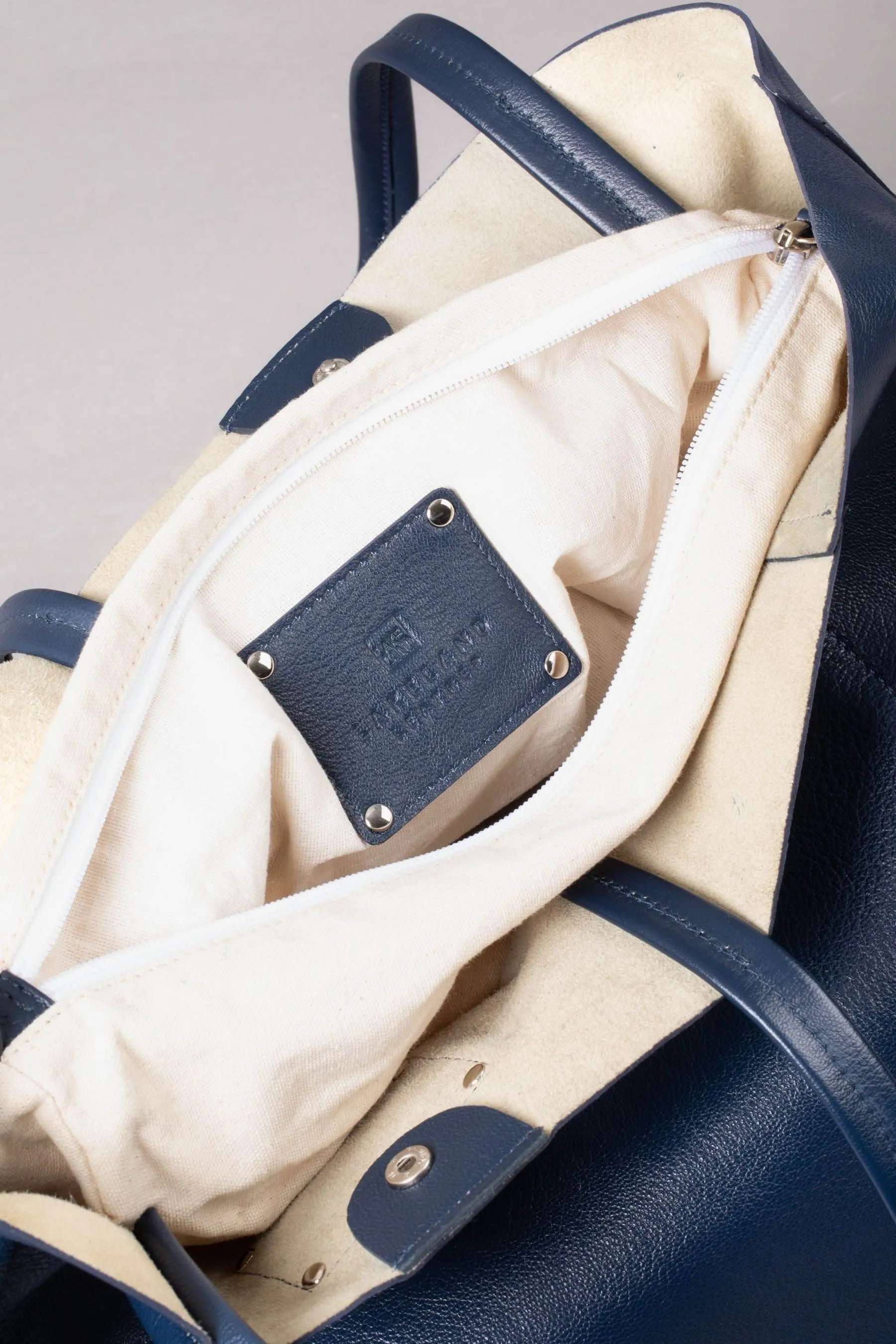 Lakeland Leather Tarn - Borsa a secchiello in pelle