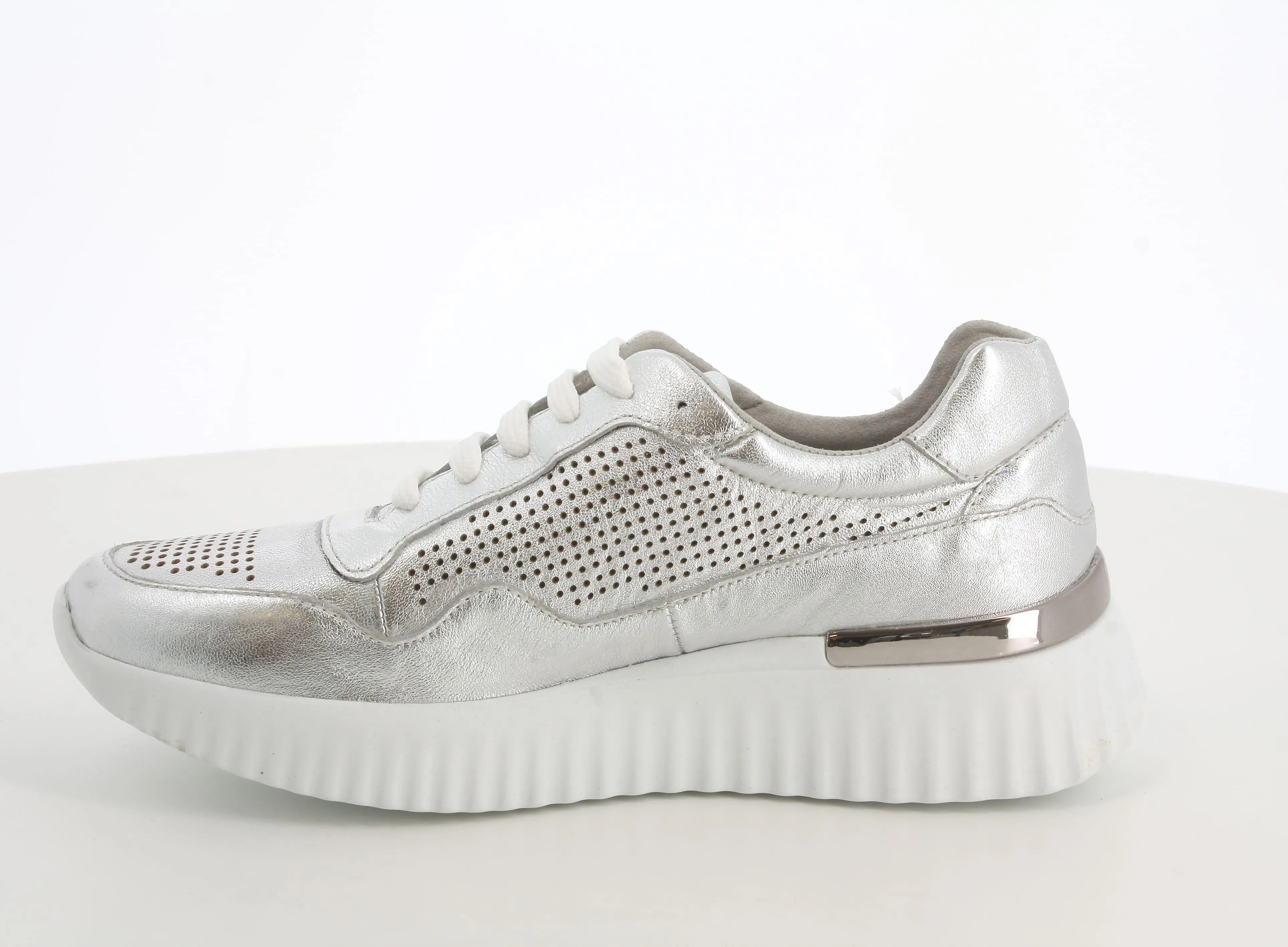 Melluso donna sneakers estive in pelle traforata