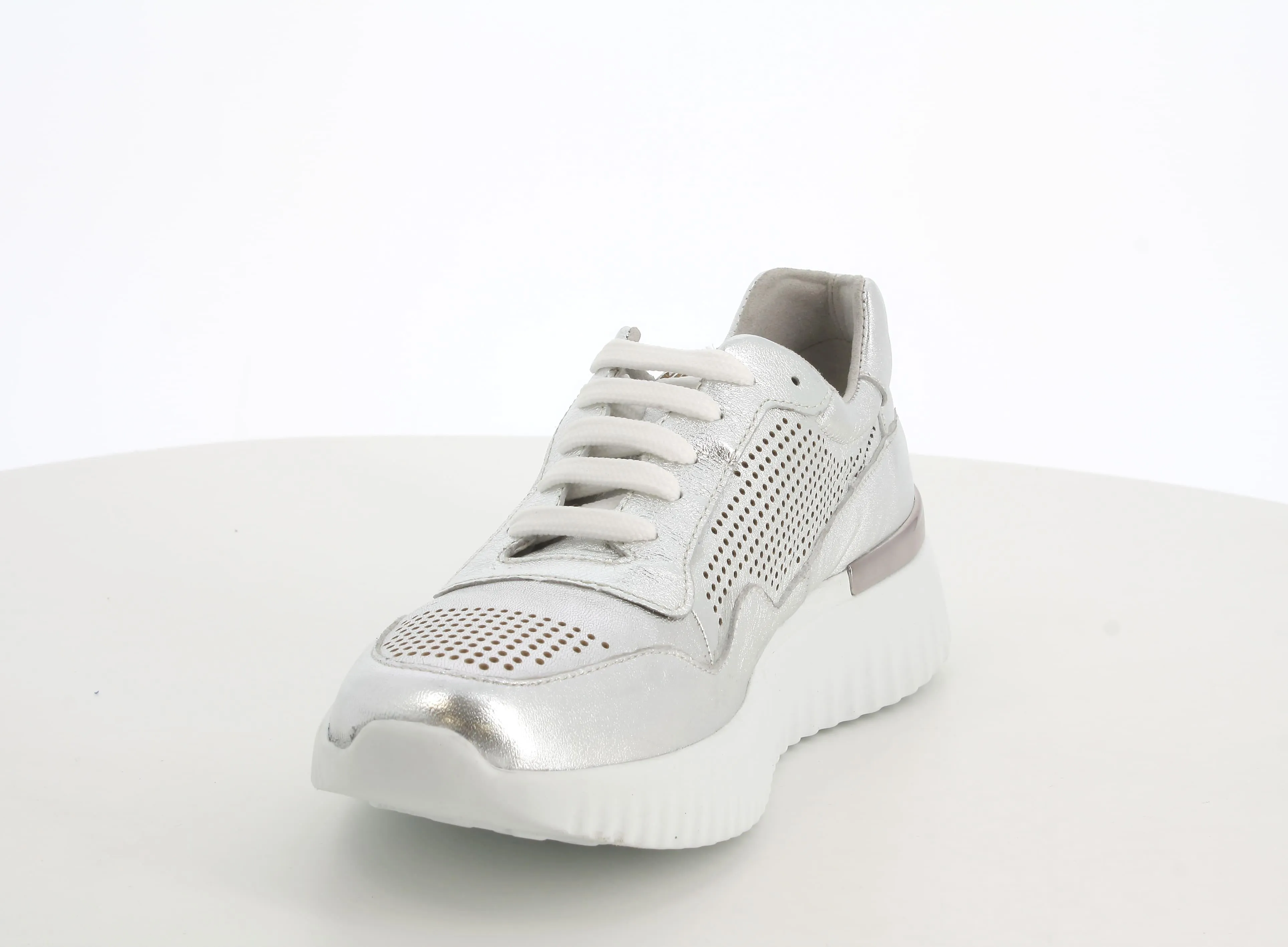 Melluso donna sneakers estive in pelle traforata