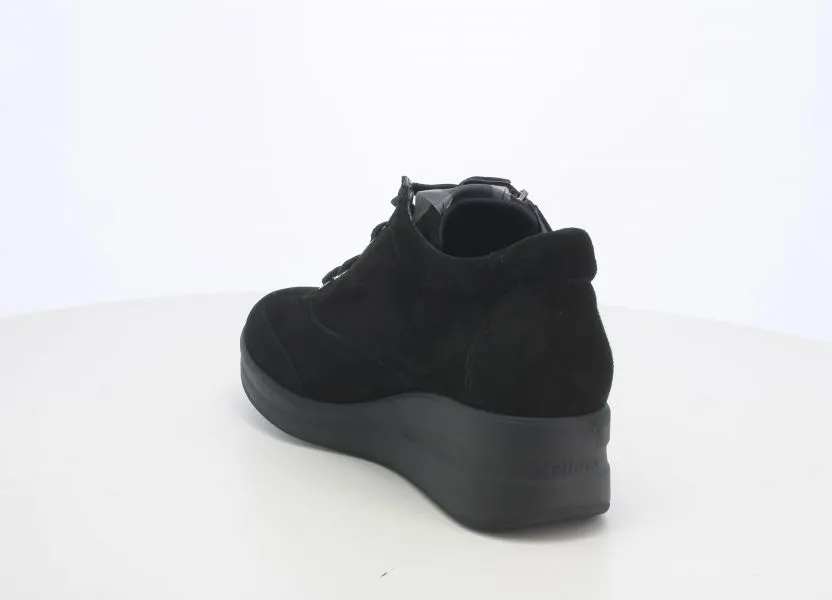 MELLUSO R25625B SNEAKERS IN CAMOSCIO NERO CON PLANTARE ESTRAIBILE