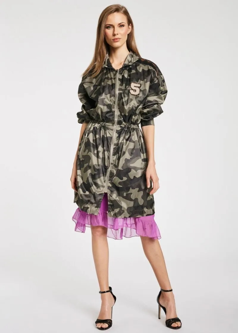 Parka con stampa camouflage
