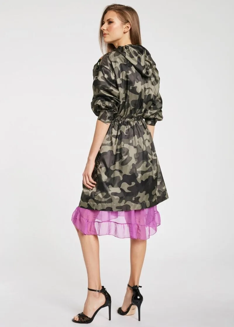 Parka con stampa camouflage