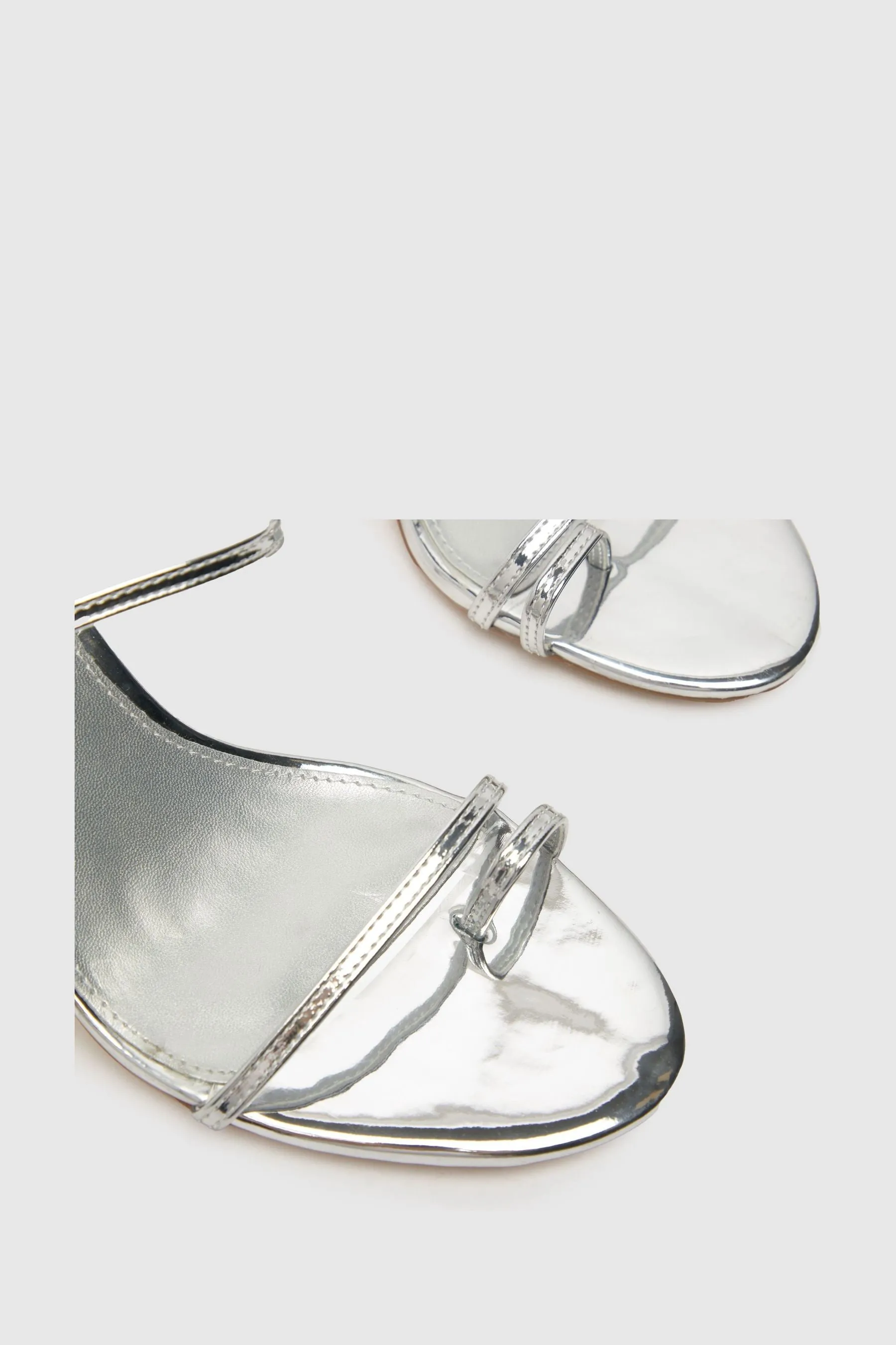 Schuh Argento - Stasia - Scarpe con tacco e laccetti