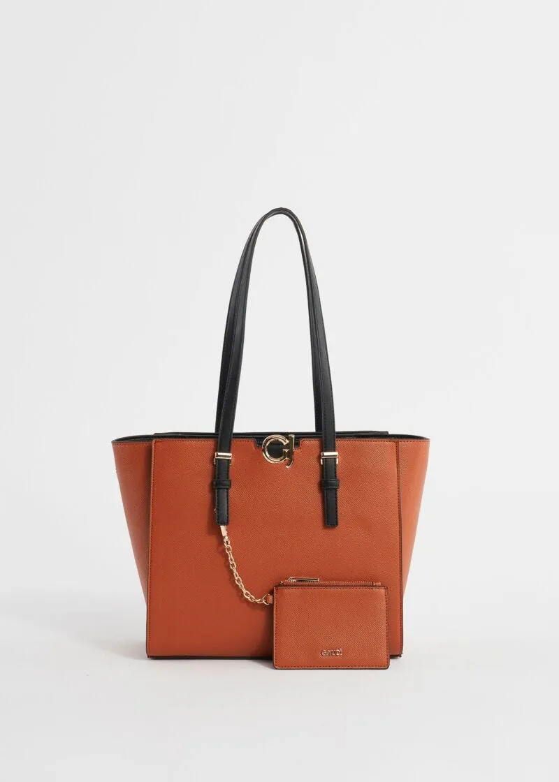 Shopping bag in similpelle con charm