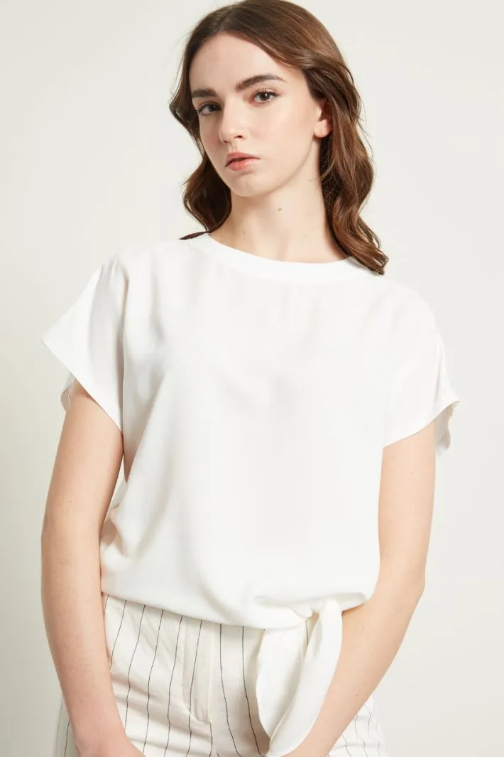 T-shirt con nodo