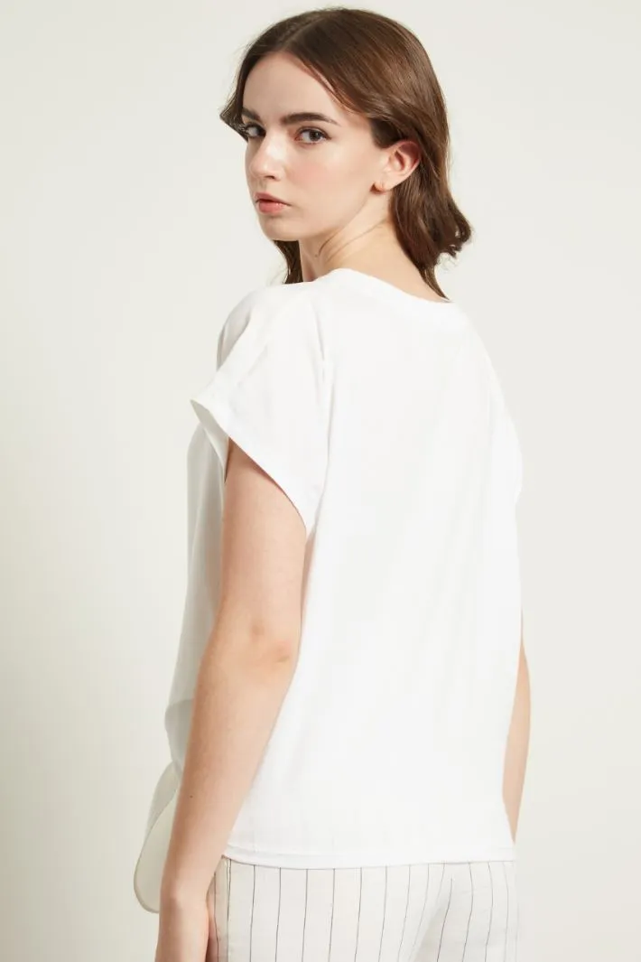 T-shirt con nodo