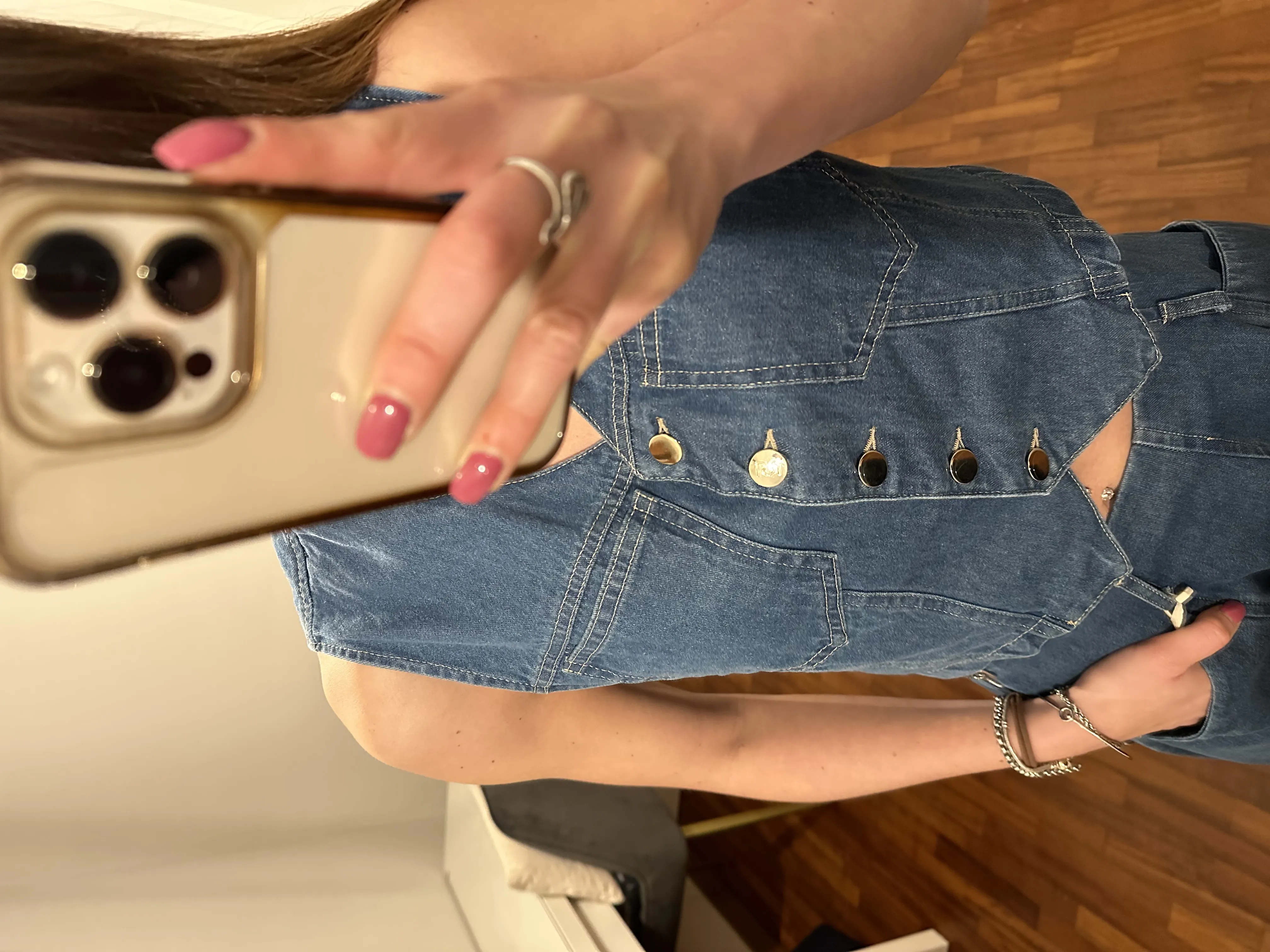 Top RINASCIMENTO in Jeans con chiusura a bottoni, ampie tasche,  disponibile anche con gonna in coordinato