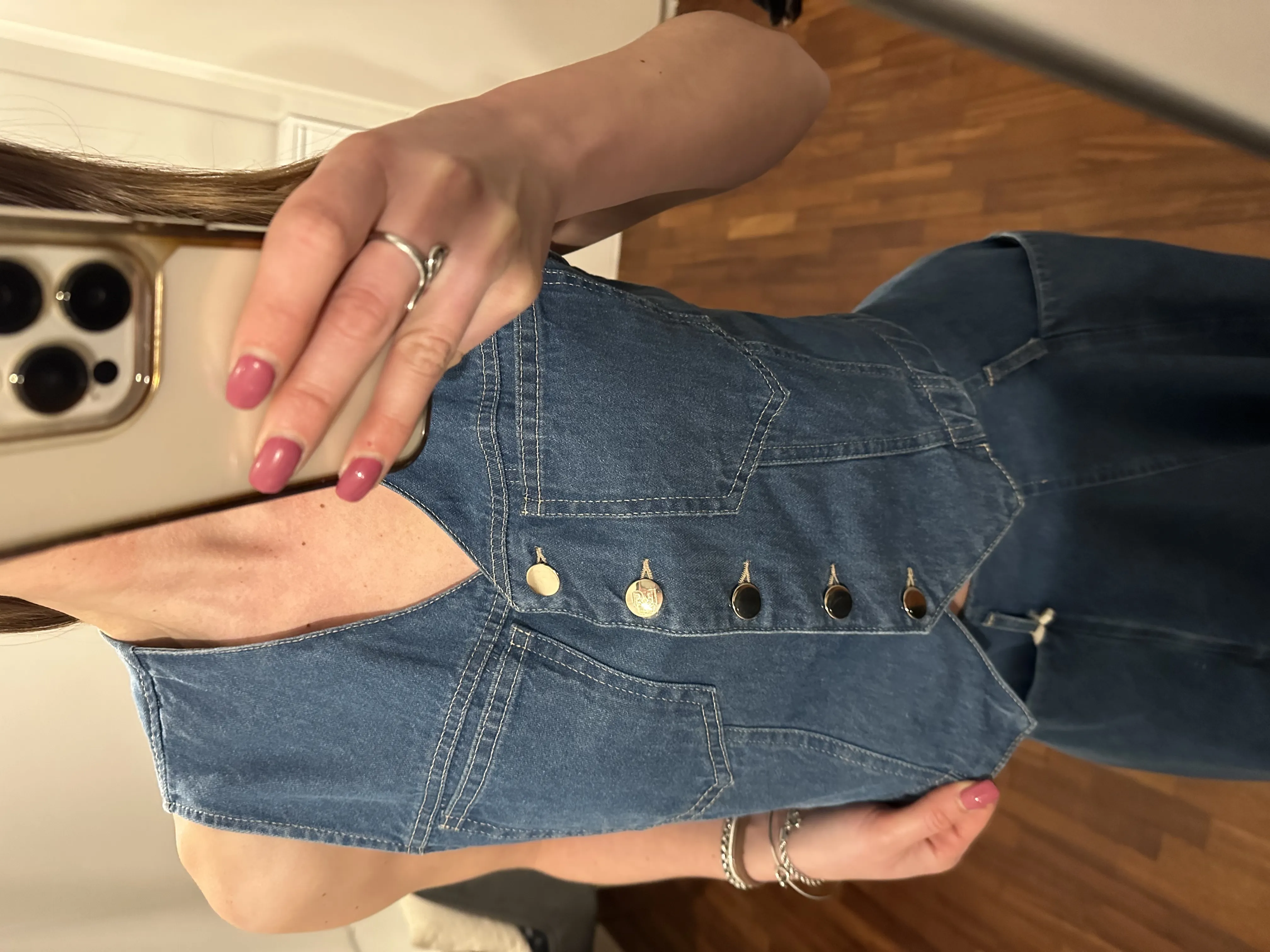 Top RINASCIMENTO in Jeans con chiusura a bottoni, ampie tasche,  disponibile anche con gonna in coordinato