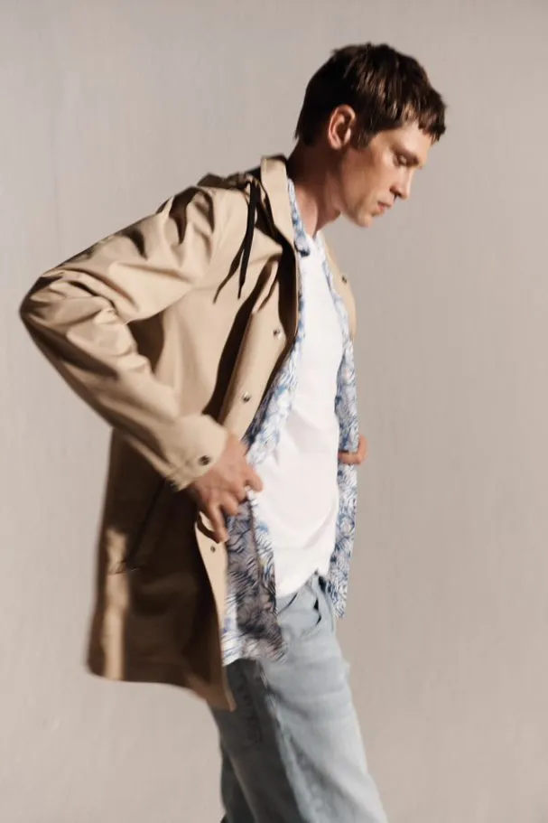 Unlined beige digel trench coat with detachable hood